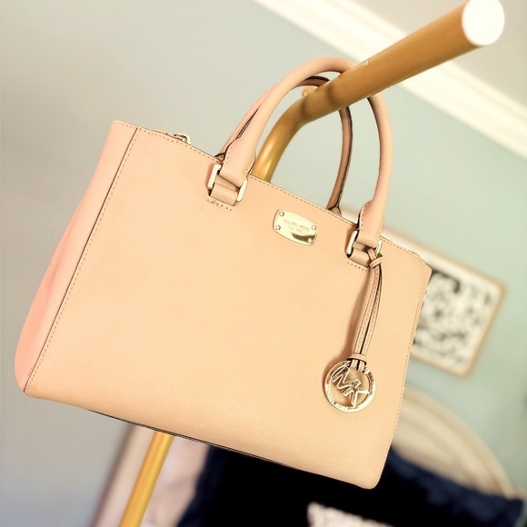 Michael Kors Kellen Medium Satchel - Picture 12 of 12